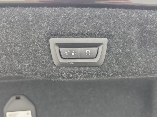 Certified Used 2026 Dark Graphite Metallic BMW 530i xDrive image 33