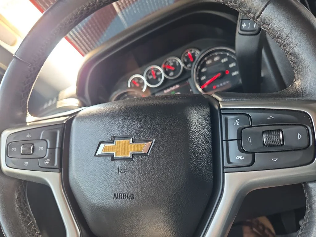 Used 2022 Silver Chevrolet LT image 10