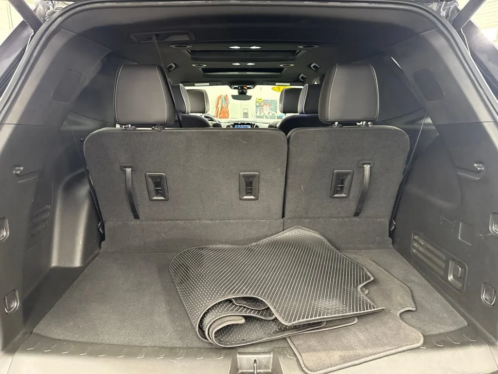 Used 2023 MOSAIC BLACK METALLIC Chevrolet Premier image 13