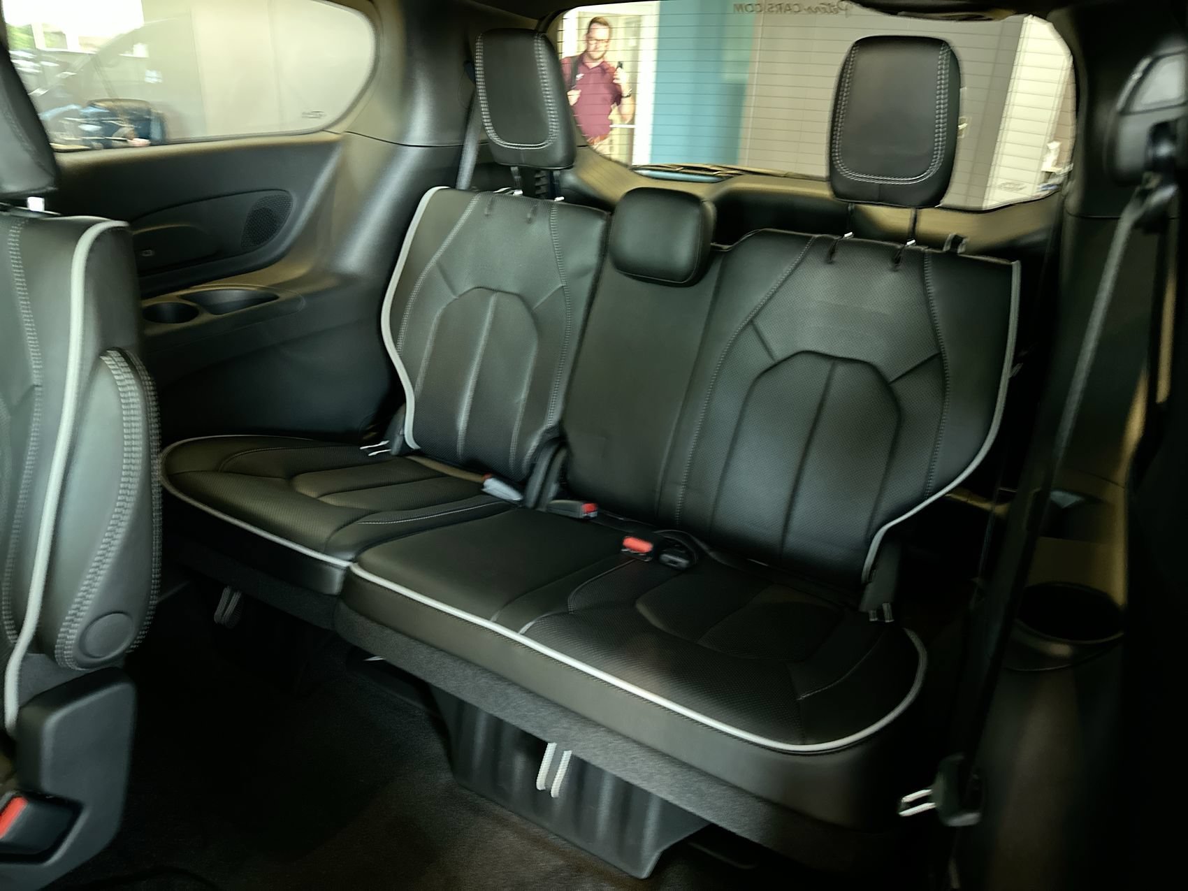 New 2027 Hydro Blue Pearlcoat Chrysler Limited image 24