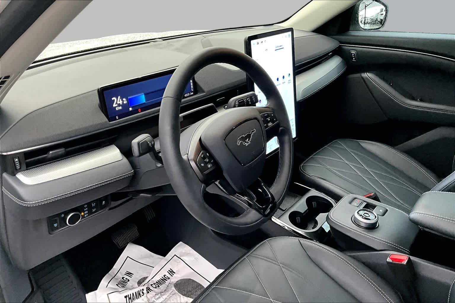 Used 2023 Star White Metallic Tri-Coat Ford California Route 1 image 16
