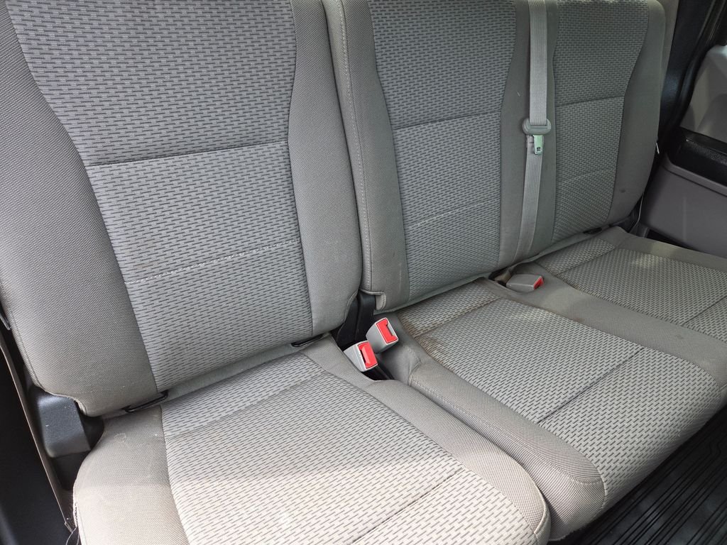 Used 2019 Gray Ford XLT image 19