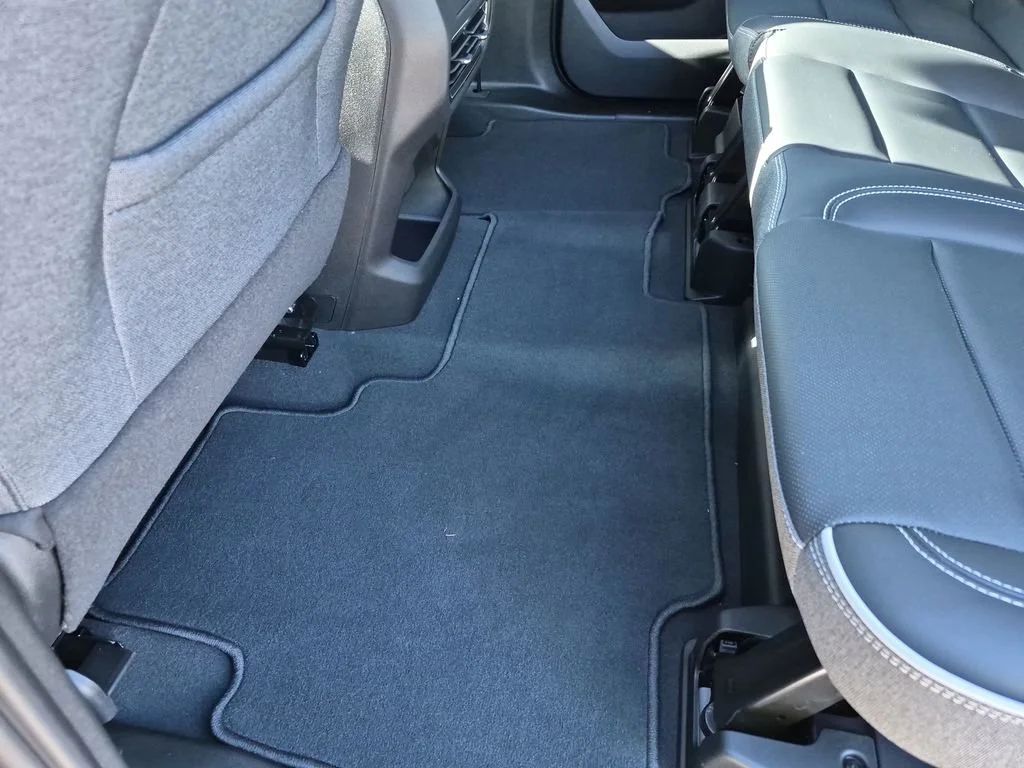 2026 GMC Sierra EV Elevation - Photo 38
