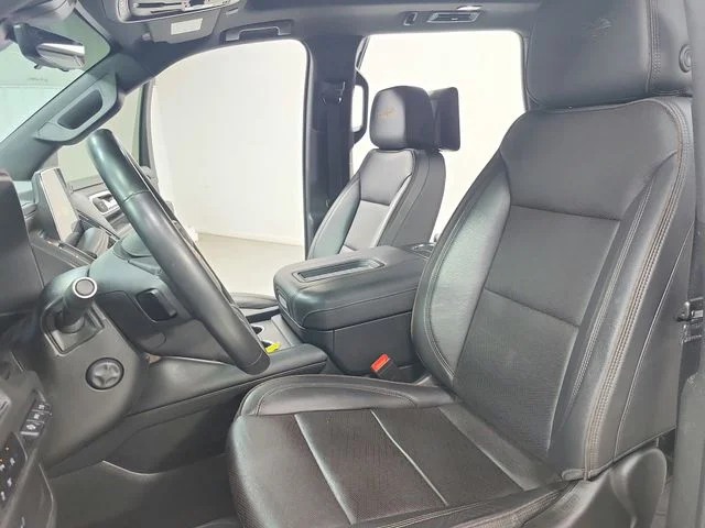 Used 2023 Beige Chevrolet High Country image 19