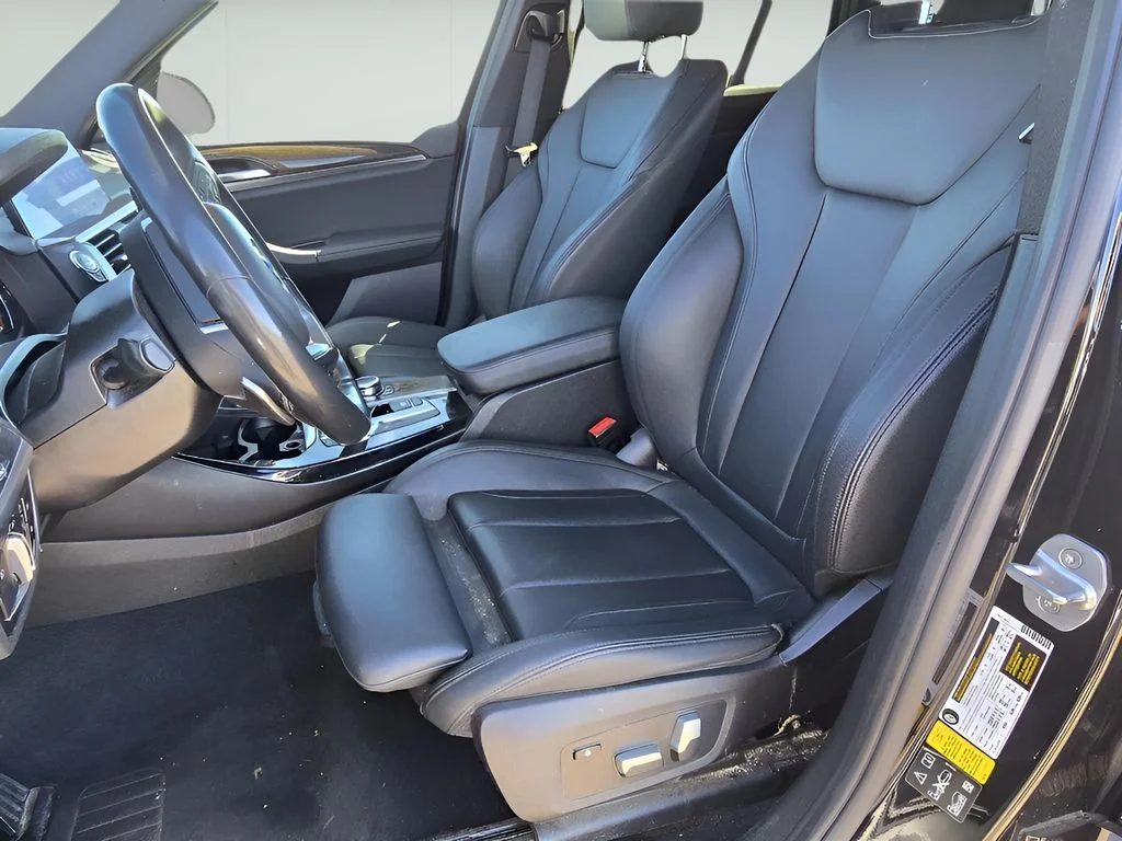 Used 2020 Jet Black BMW xDrive30i image 13