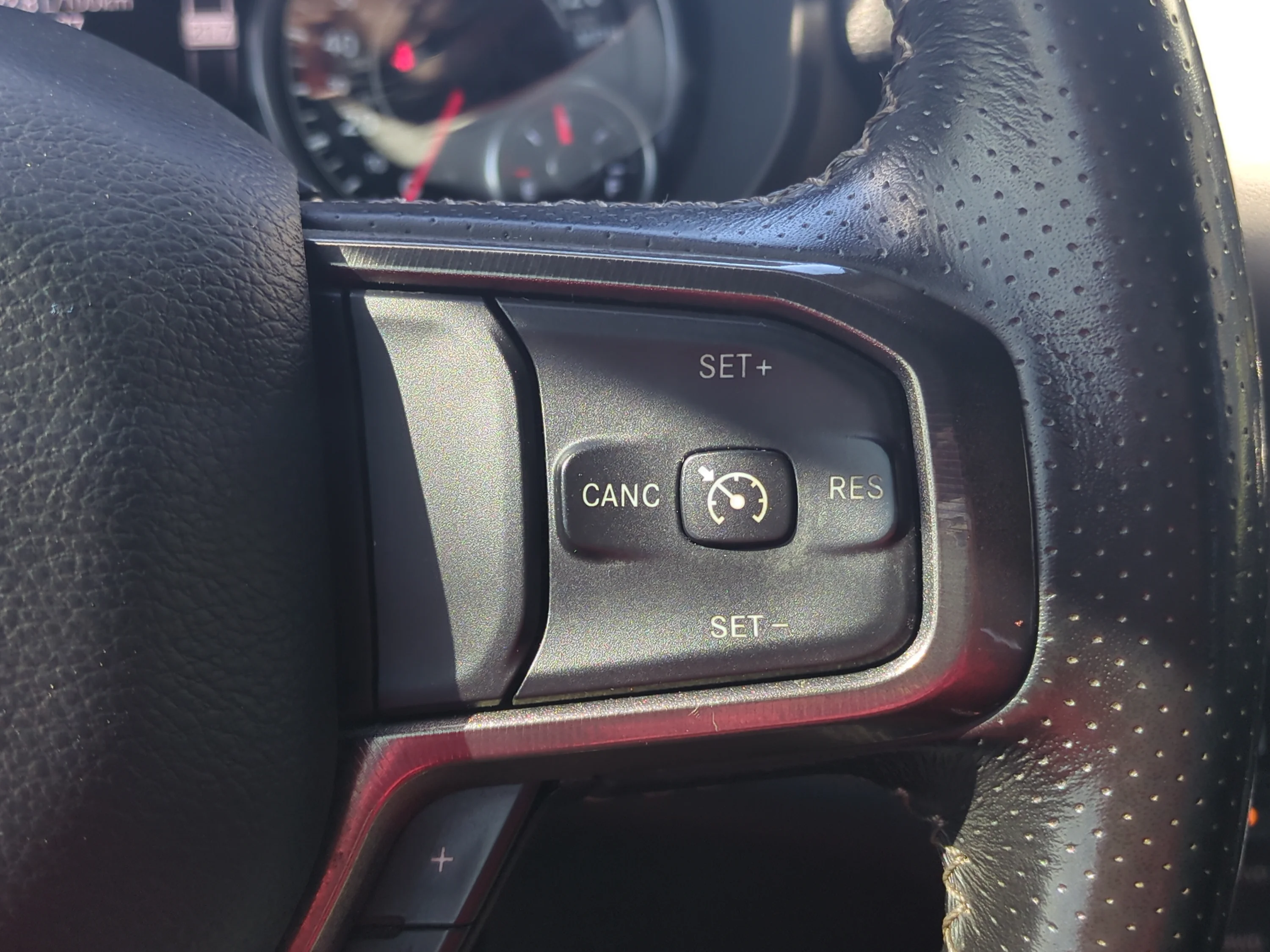 Used 2022 Delmonico Red Pearlcoat Ram BIG HORN image 25