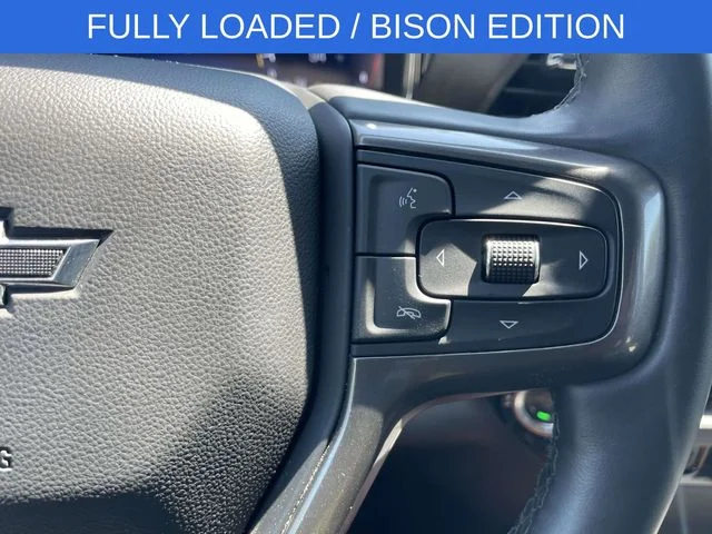 Used 2025 Gray Chevrolet ZR2 image 27