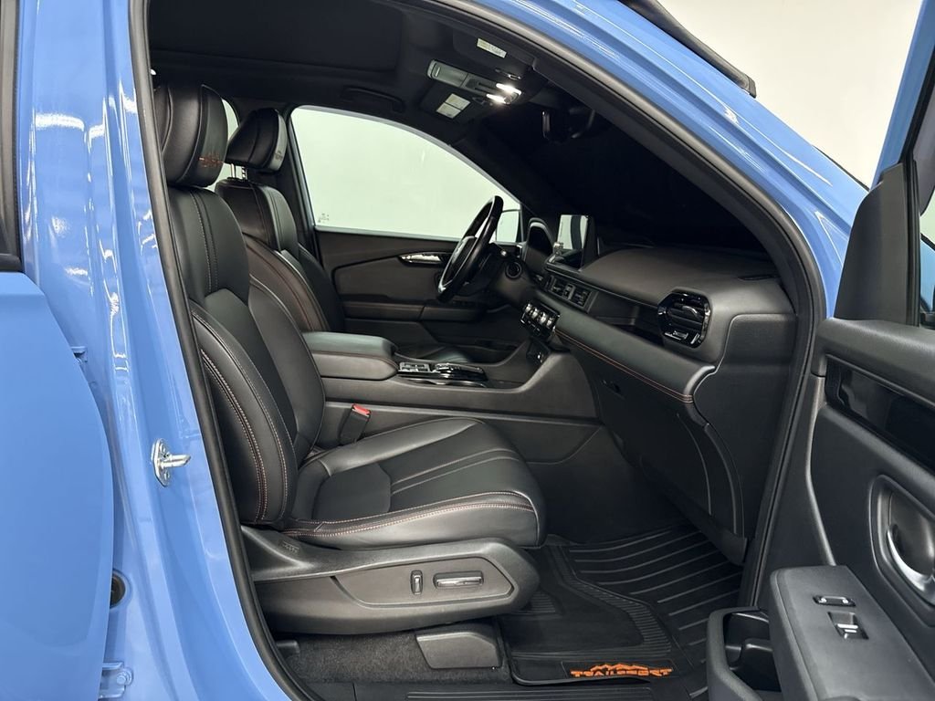 Used 2023 Blue Honda TrailSport image 18