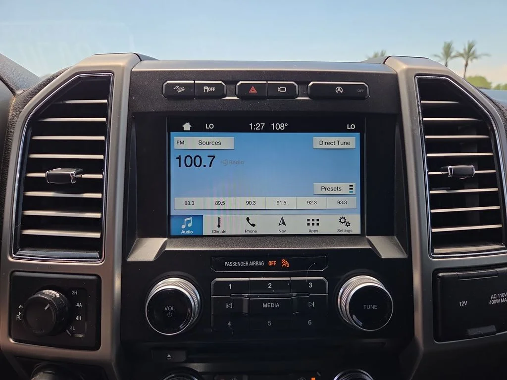 Used 2018 White Ford Platinum image 16