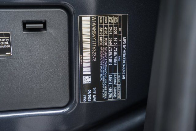 New 2026  Mercedes-Benz Crew 144 WB image 82