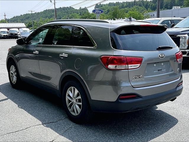 Used 2018 Silver Kia LX image 6