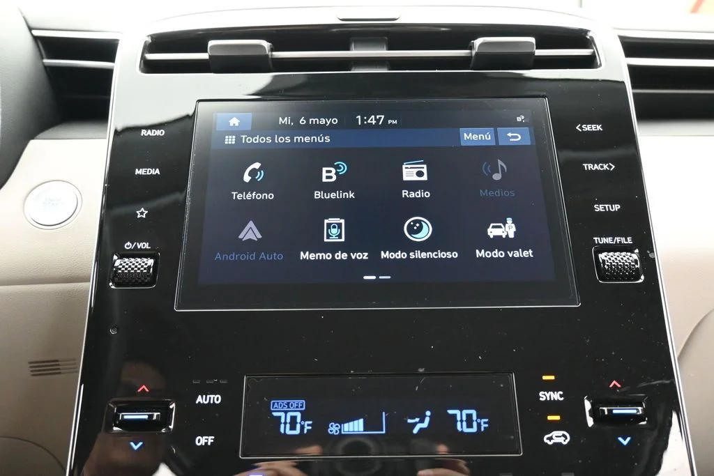 Used 2024 White Pearl Hyundai SEL image 20