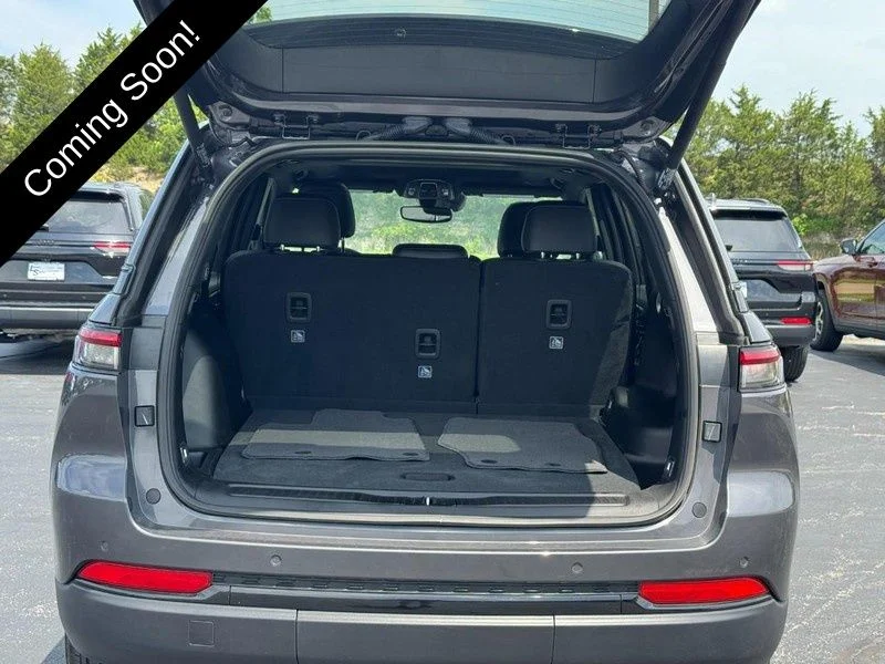 Certified Used 2024 Gray Jeep Altitude X image 4