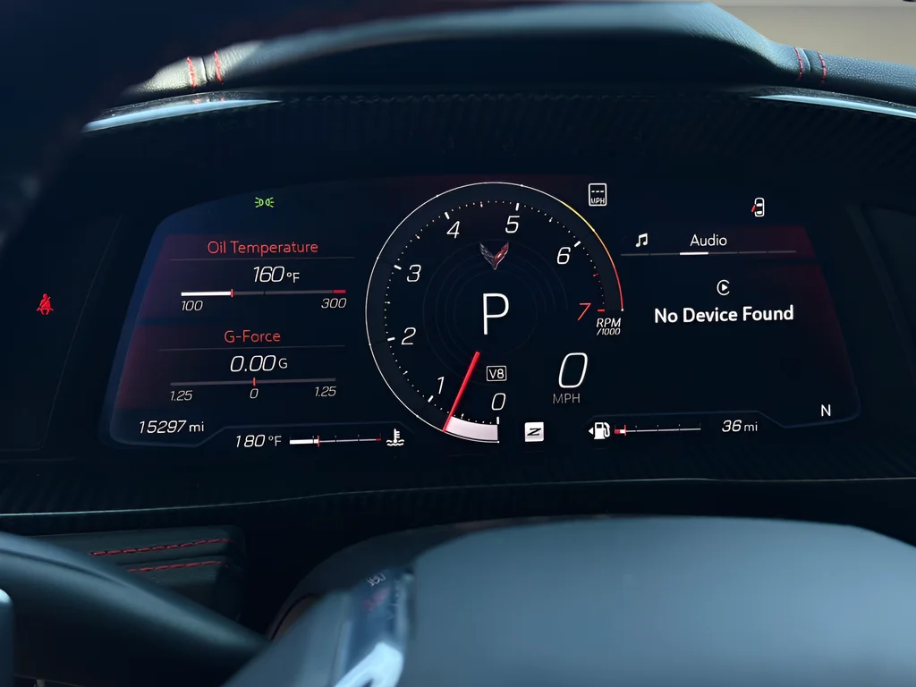 Used 2022 White Chevrolet Stingray image 18