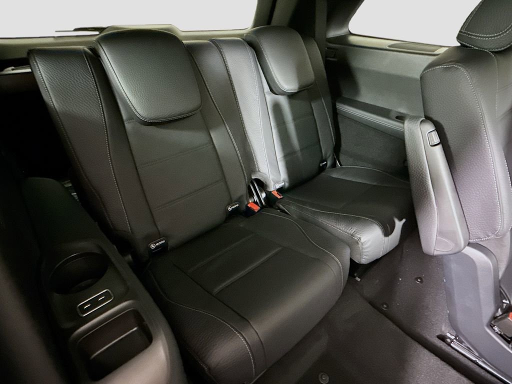 New 2026 MANUFAKTUR Silicon Grey Mercedes-Benz GLS 450 image 65