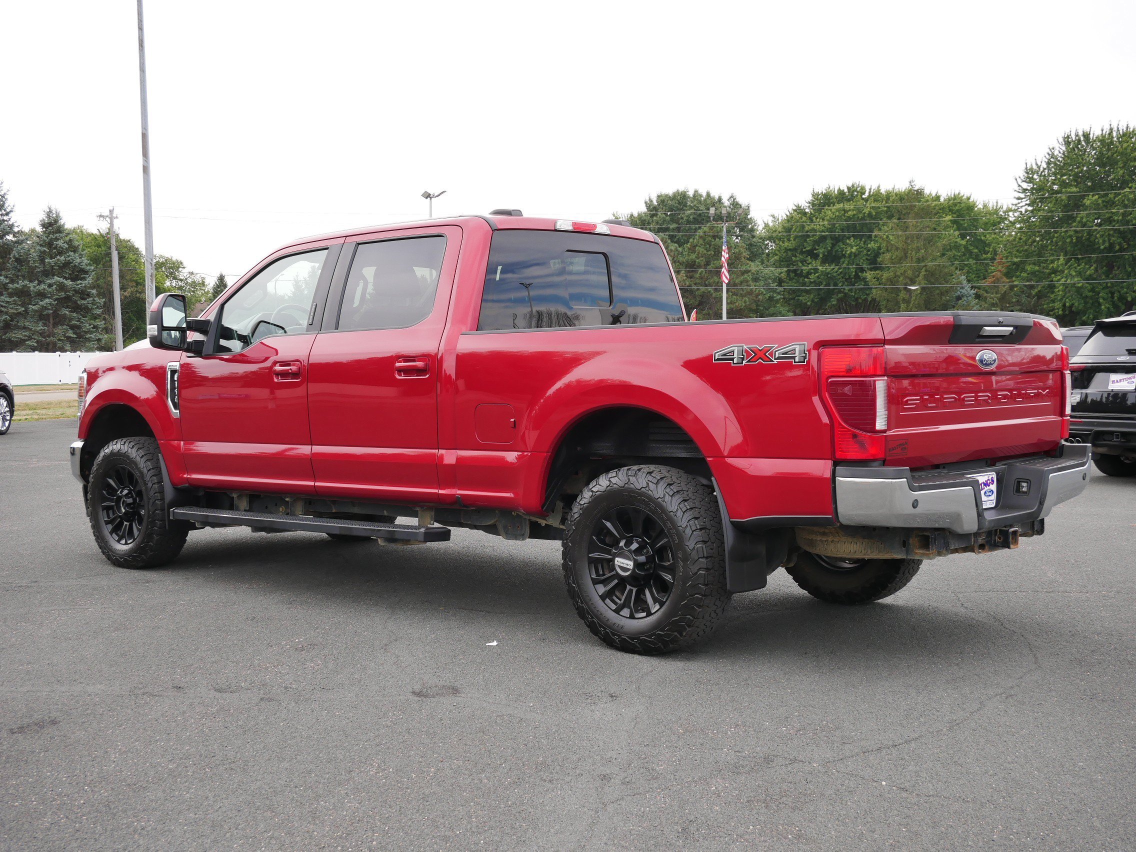 Used 2022 Red Ford LARIAT image 3