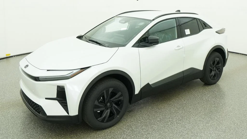 2026 Toyota C-HR SE