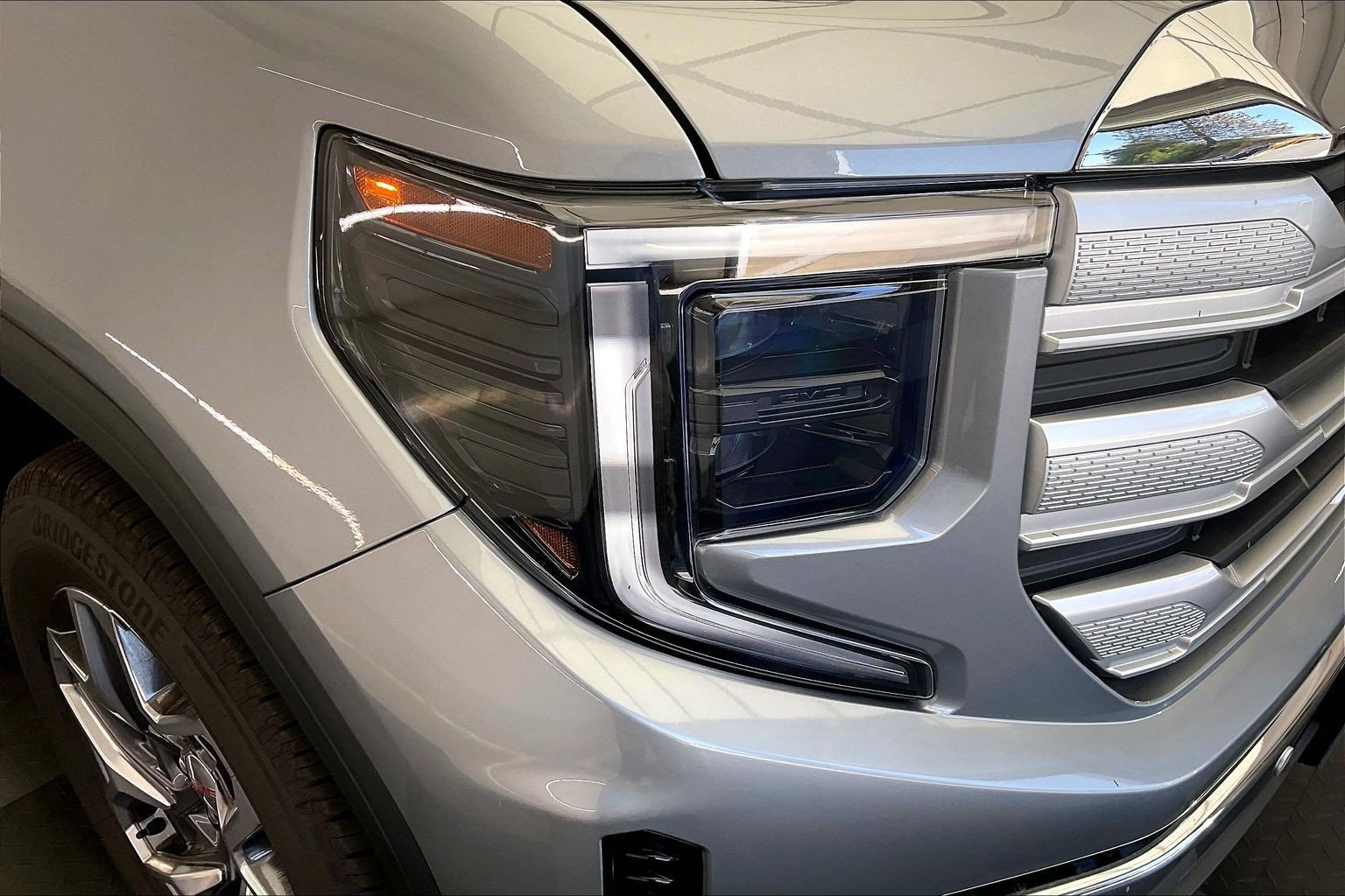2026 GMC Sierra 1500 SLE - Photo 15