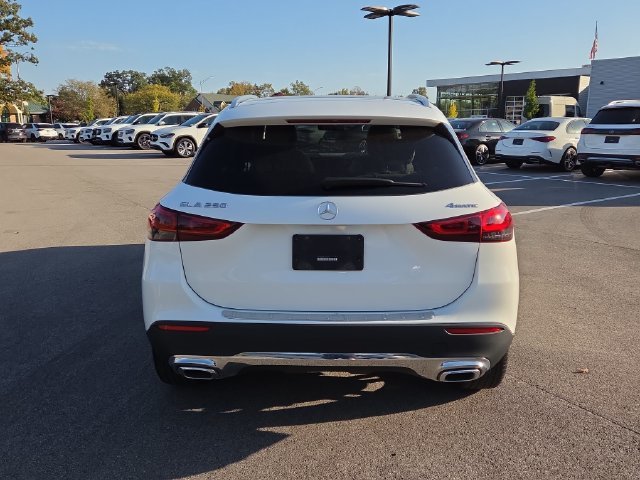 Used 2023 White Mercedes-Benz GLA 250 image 4