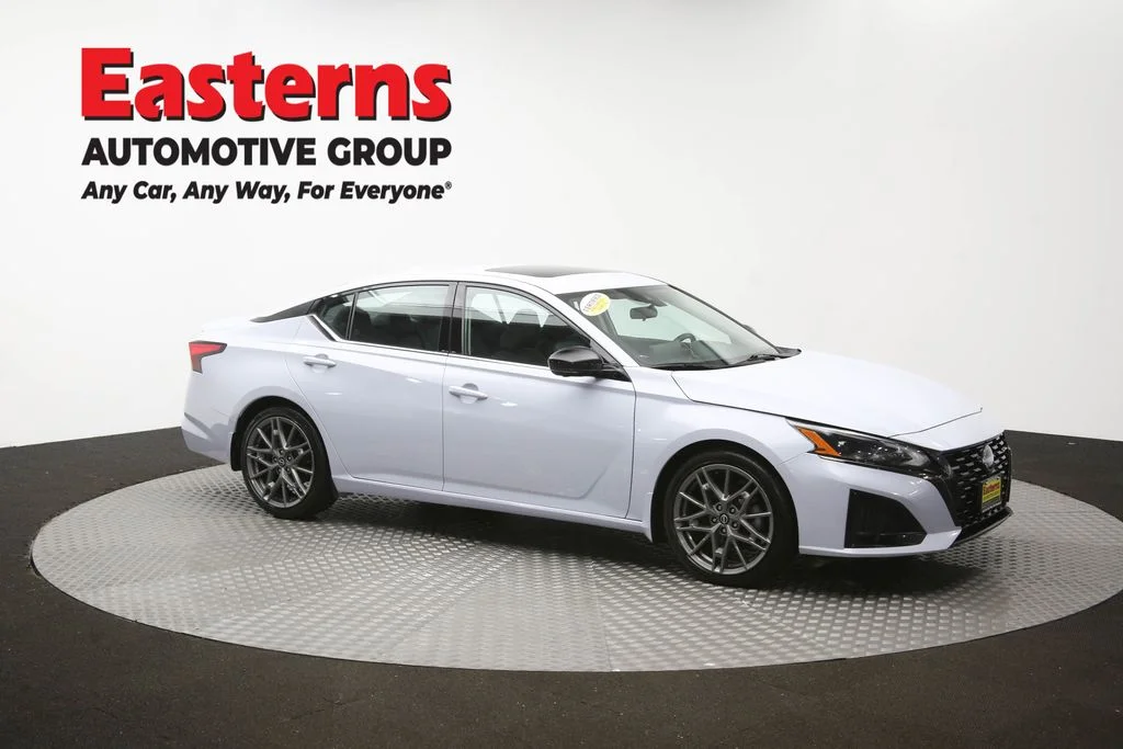 Used 2023 Gray Nissan 2.0 SR image 49