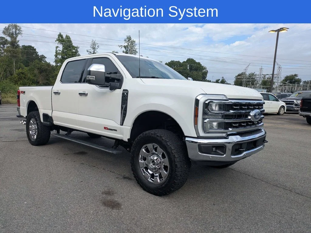 Used 2025 White Ford King Ranch image 2