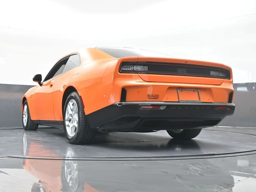 Used 2025 Header Orange Clearcoat Dodge R/T image 60