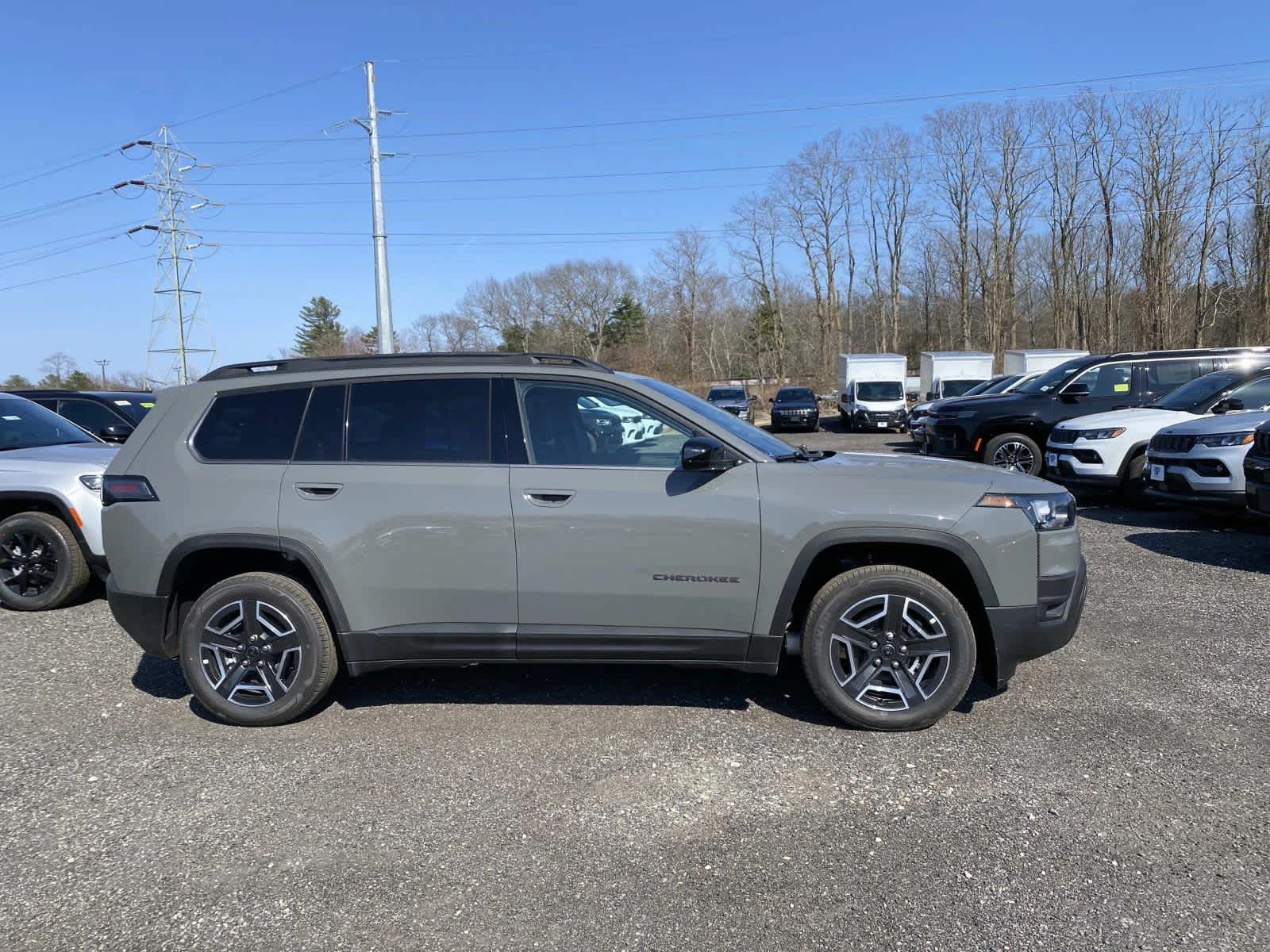 New 2026 Sting-Gray Clearcoat Jeep Laredo image 2