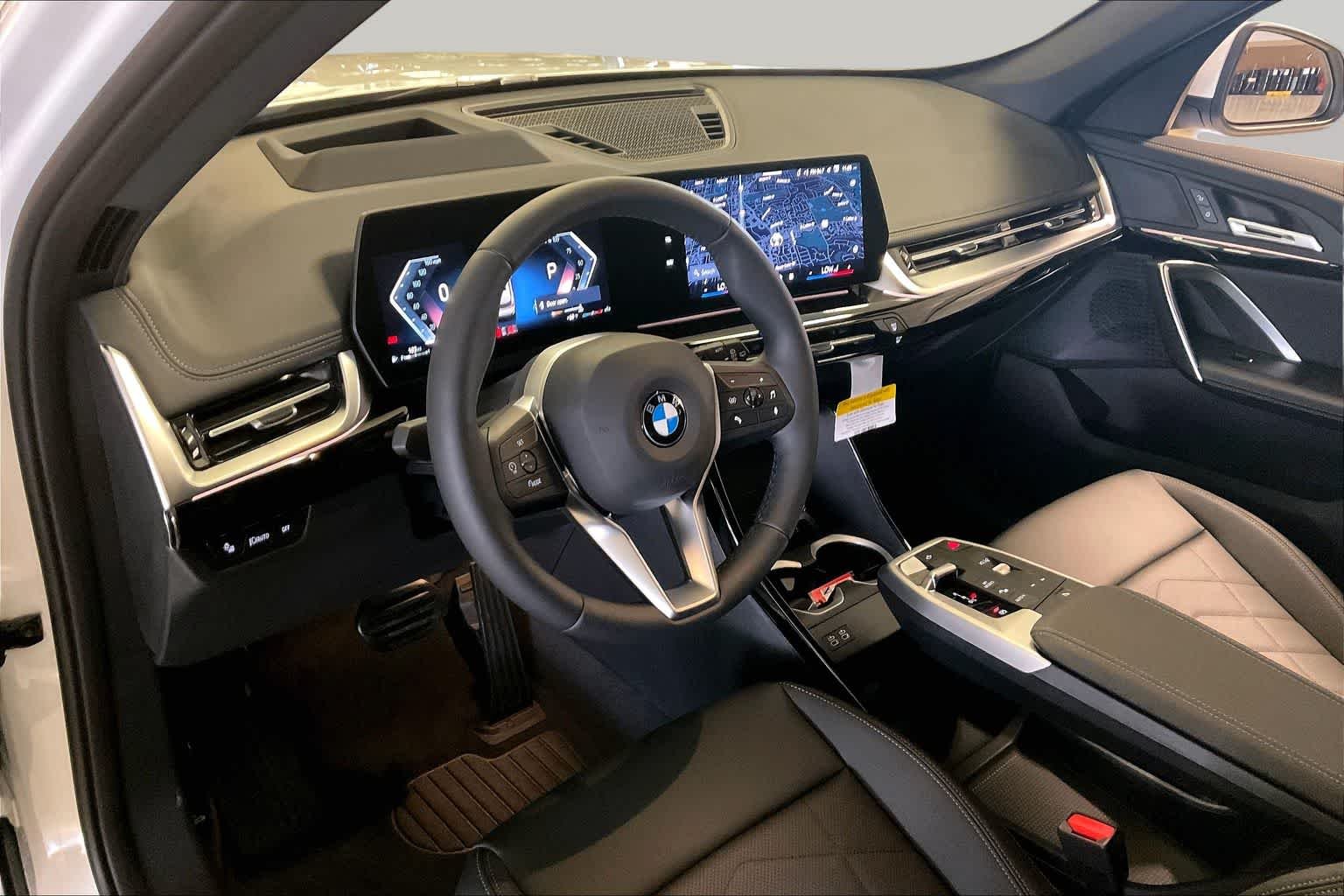 New 2026 Mineral White Metallic BMW xDrive28i image 8