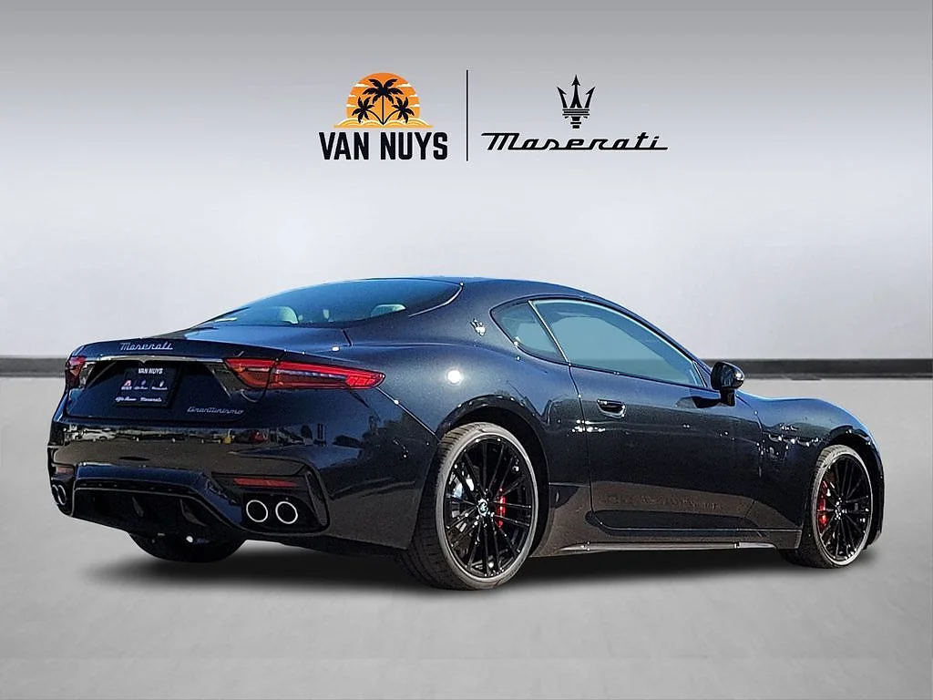Used 2024 Nero Assoluto Maserati Trofeo image 3