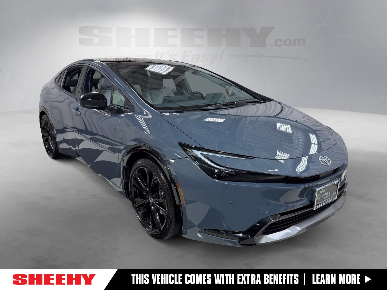 Used 2023 Gray Toyota XLE image 1