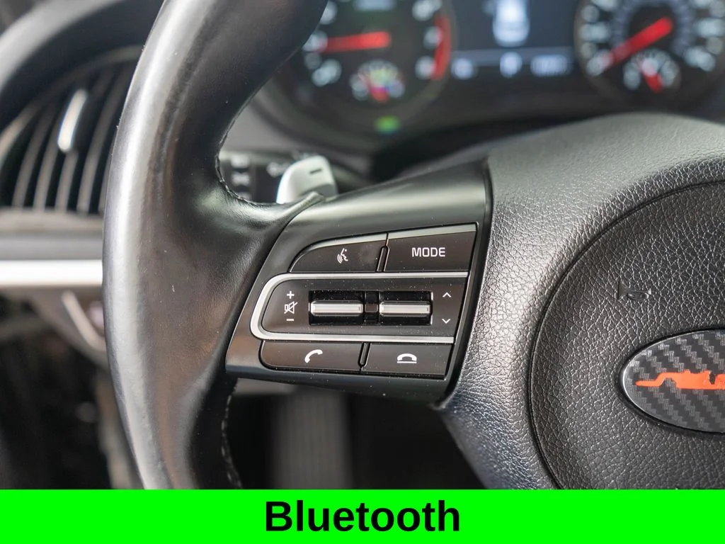 Used 2018 Black Kia Premium image 16