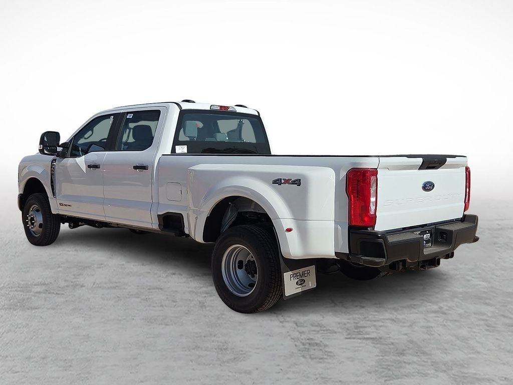 New 2026 Oxford White Ford F-350® XL image 7