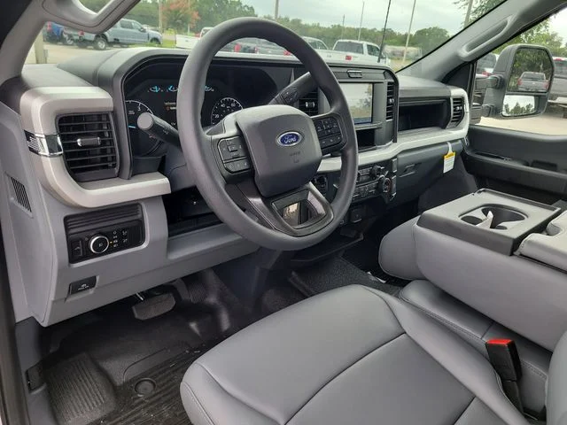 New 2026 Oxford White Ford XL image 19