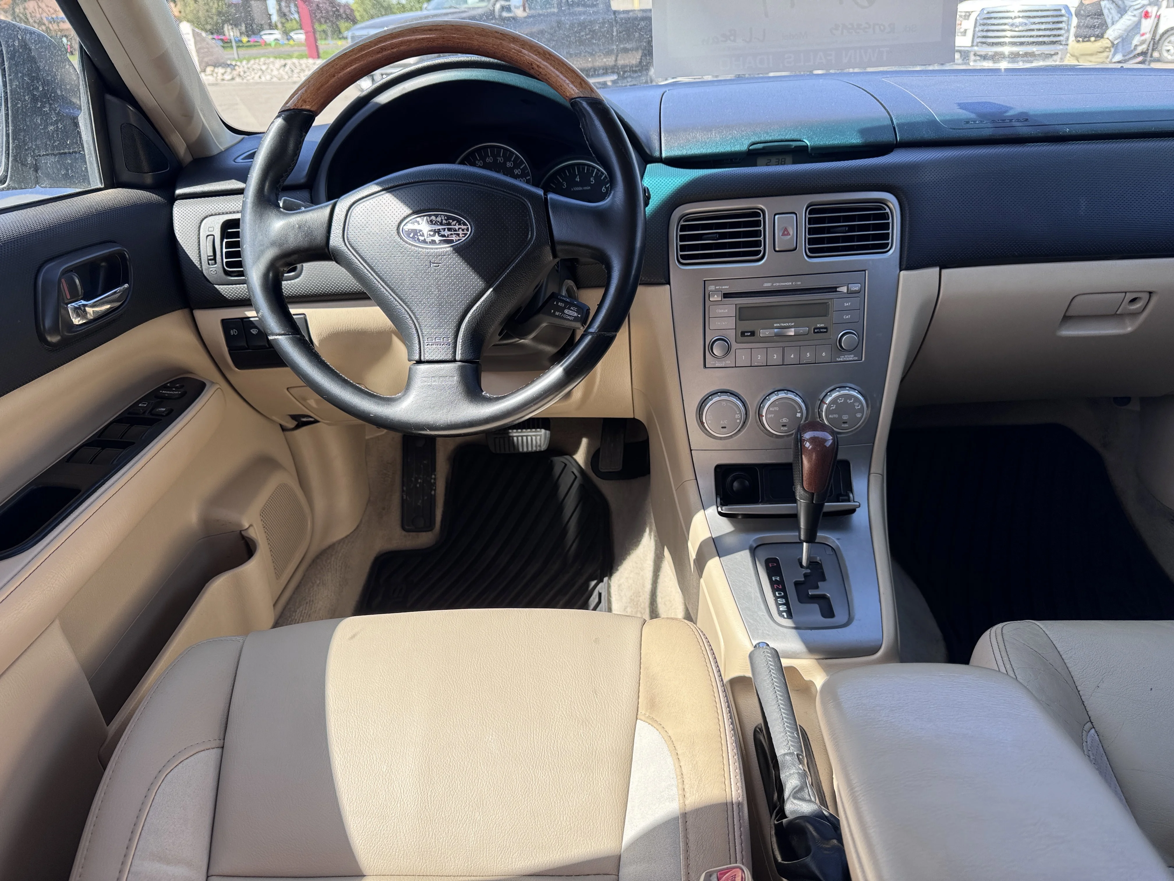 Used 2007 Evergreen Metallic Subaru X L.L. Bean Ed image 12