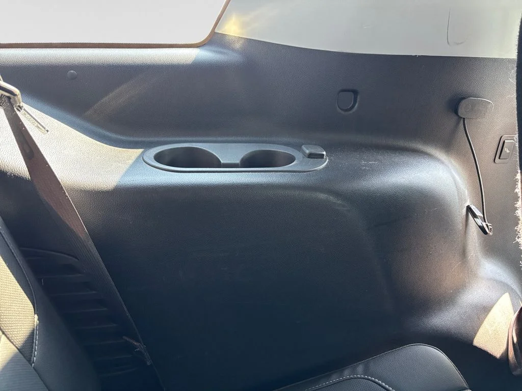 Used 2020 Black Chevrolet Premier image 40