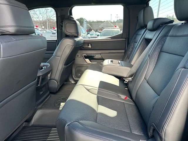 2025 Toyota Tundra Limited - Photo 12