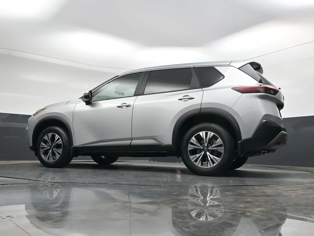 Used 2023 Silver Nissan SV image 47