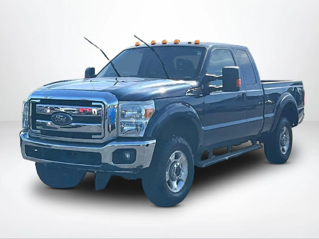 Used 2016 Blue Ford XLT image 24