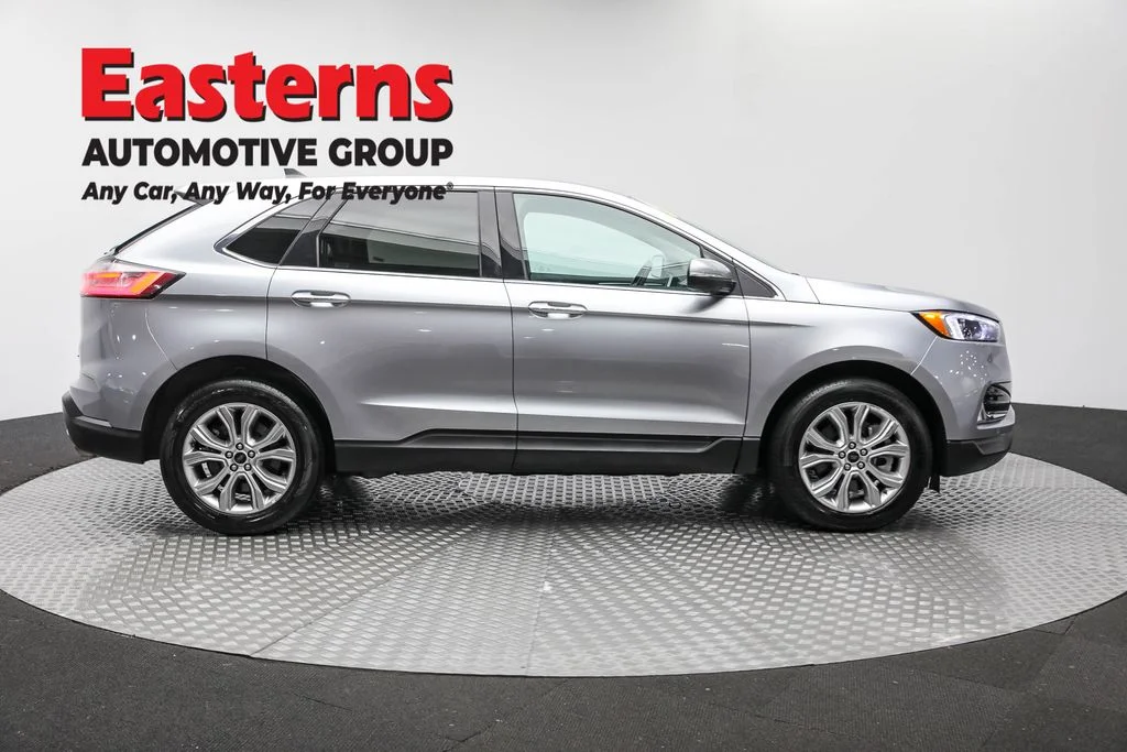 Used 2024 Silver Ford Titanium image 4