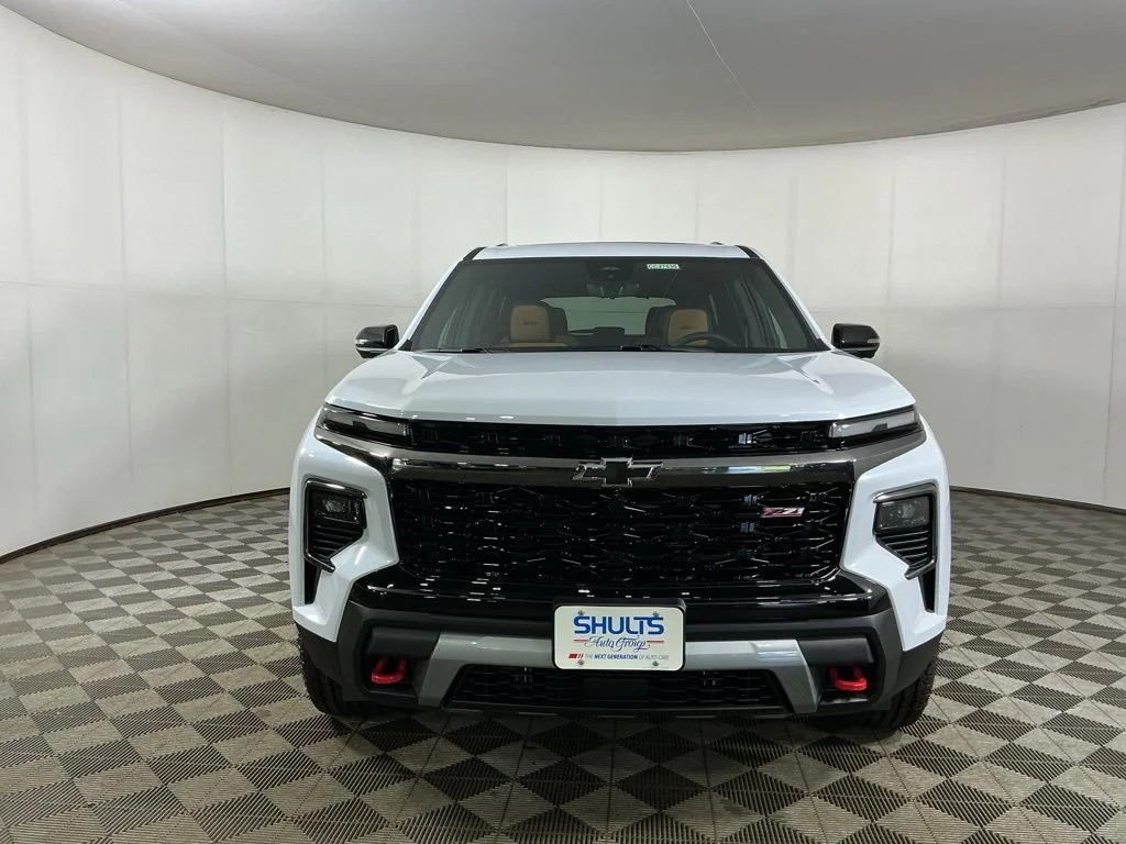 New 2027 White Chevrolet Z71 image 2
