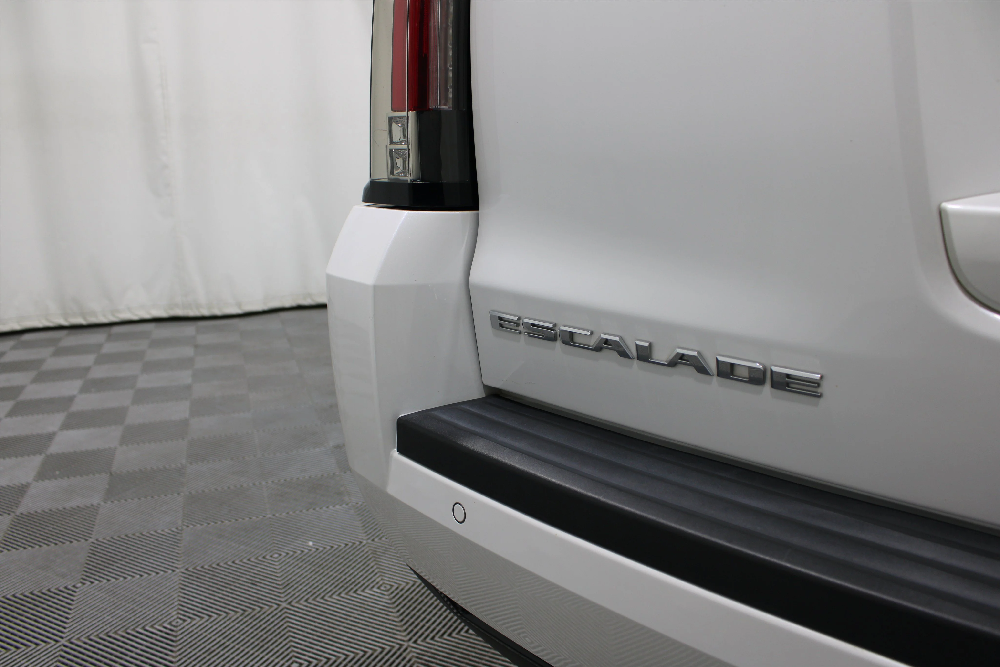2016 Cadillac Escalade Luxury - Photo 29