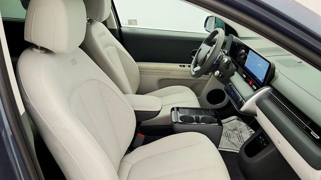 Used 2026 Digital Teal Hyundai Limited RWD image 23
