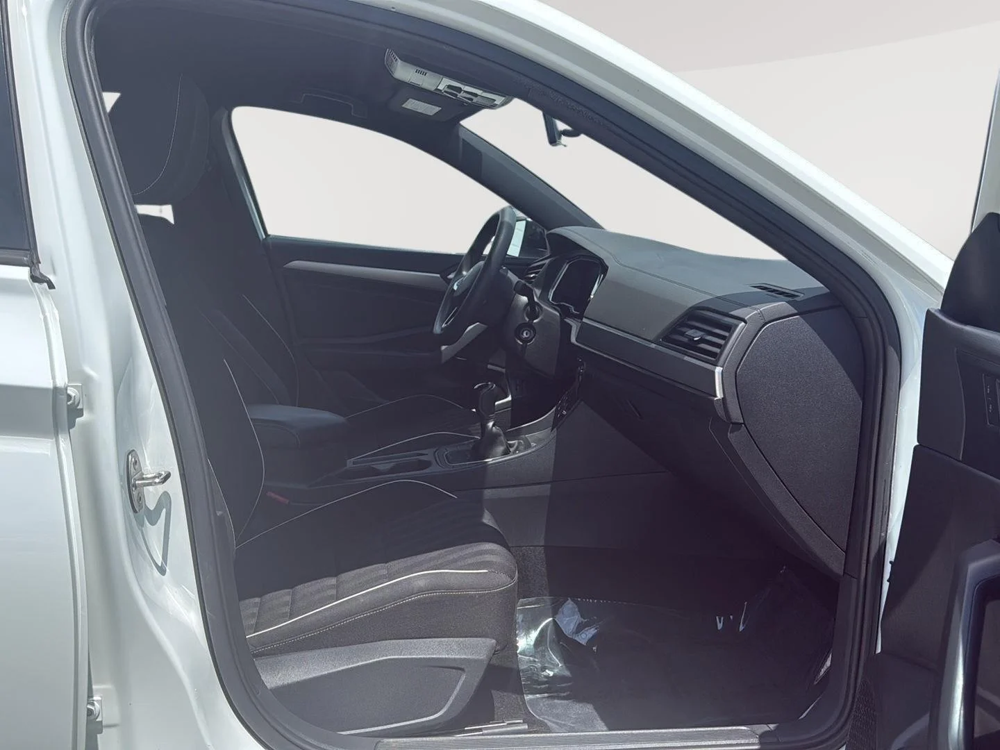 Certified Used 2022 Pure White Volkswagen Sport image 15
