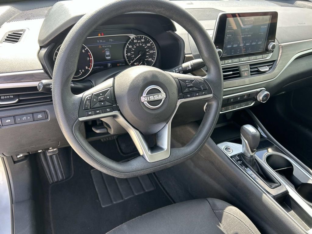 Used 2024 Brilliant Silve Nissan 2.5 SV image 13