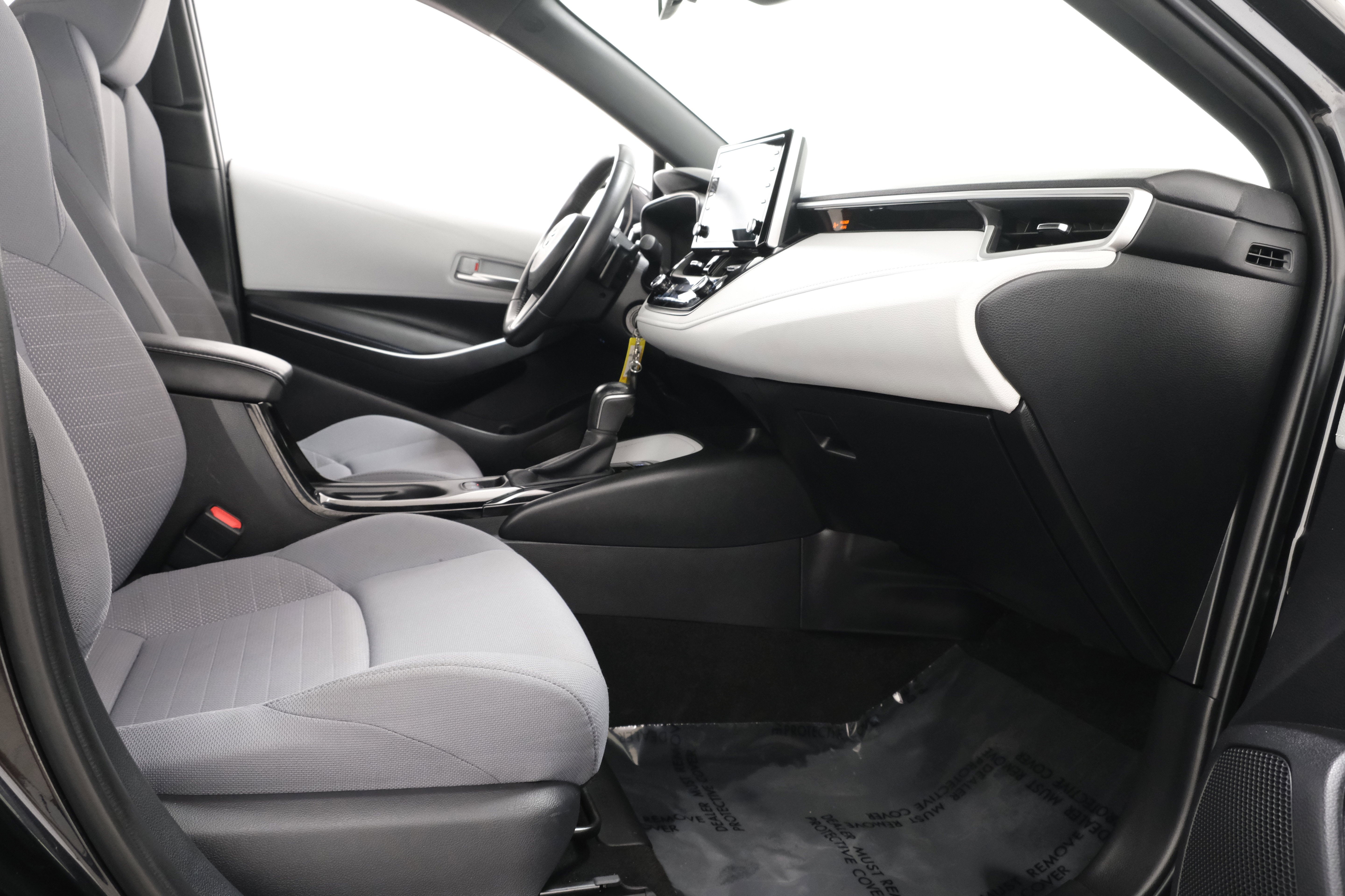 Certified Used 2020 Black Sand Pearl Toyota SE image 39