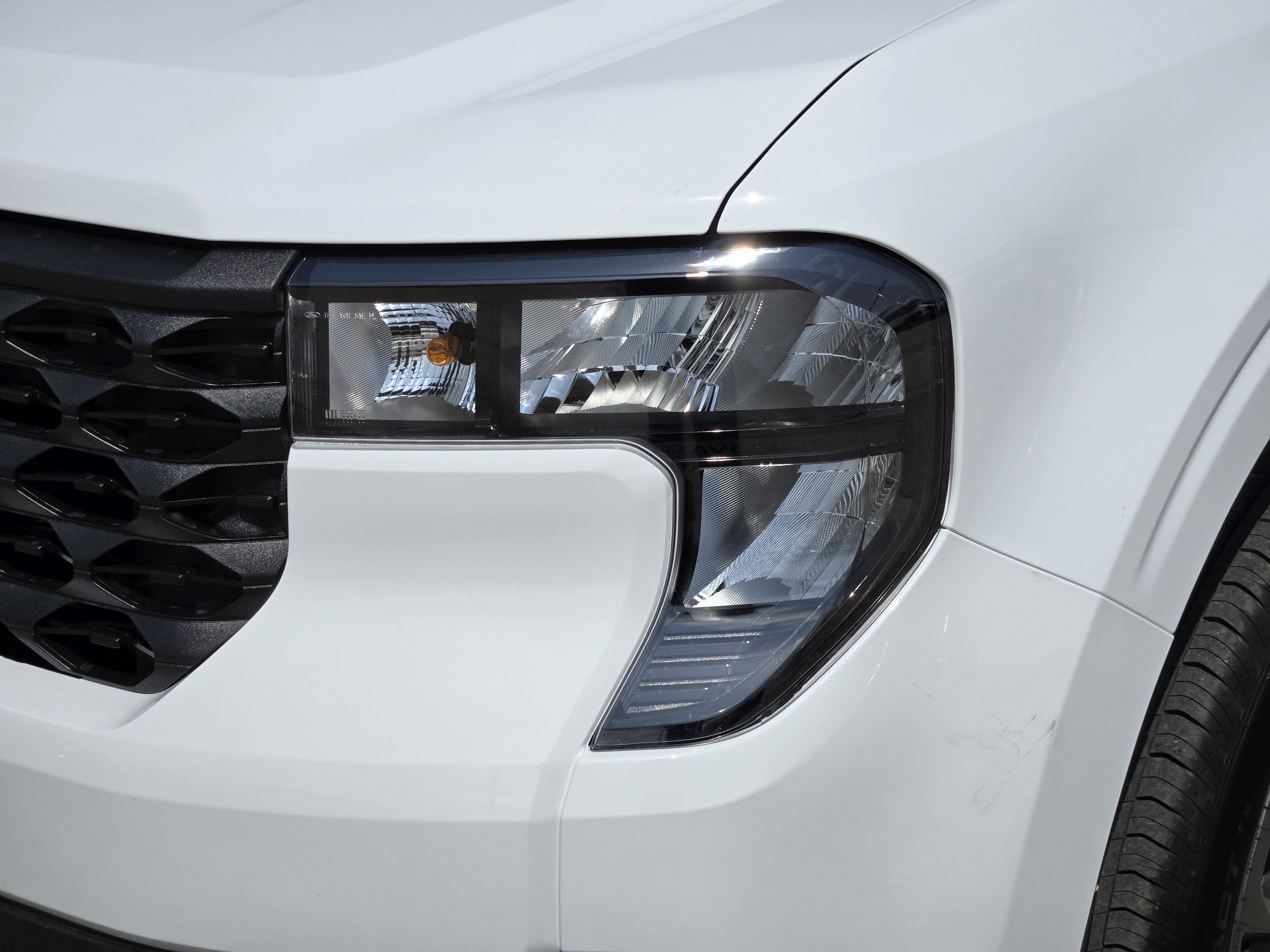 New 2026 Oxford White Ford XLT image 5