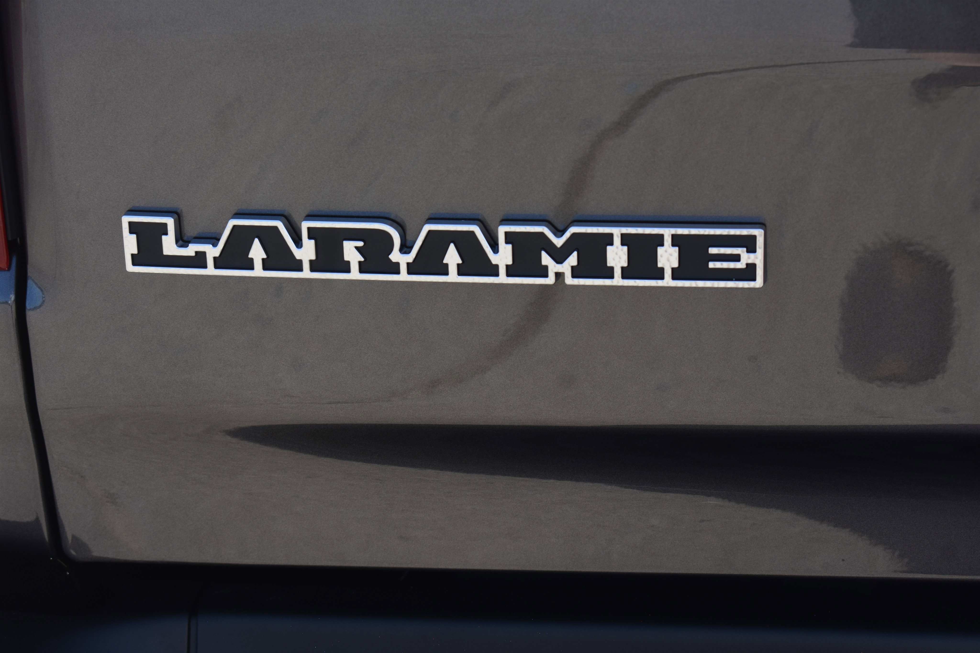 New 2026 Granite Crystal Metallic Clear-Coat Exterior Paint RAM Laramie image 7