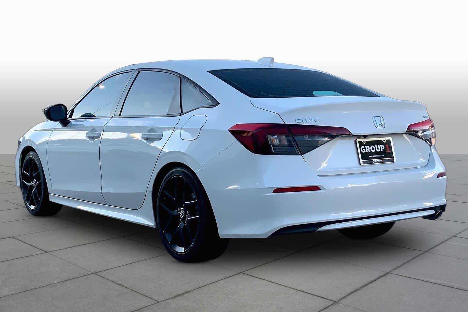 Used 2025 Platinum White Pearl Honda Sport image 12