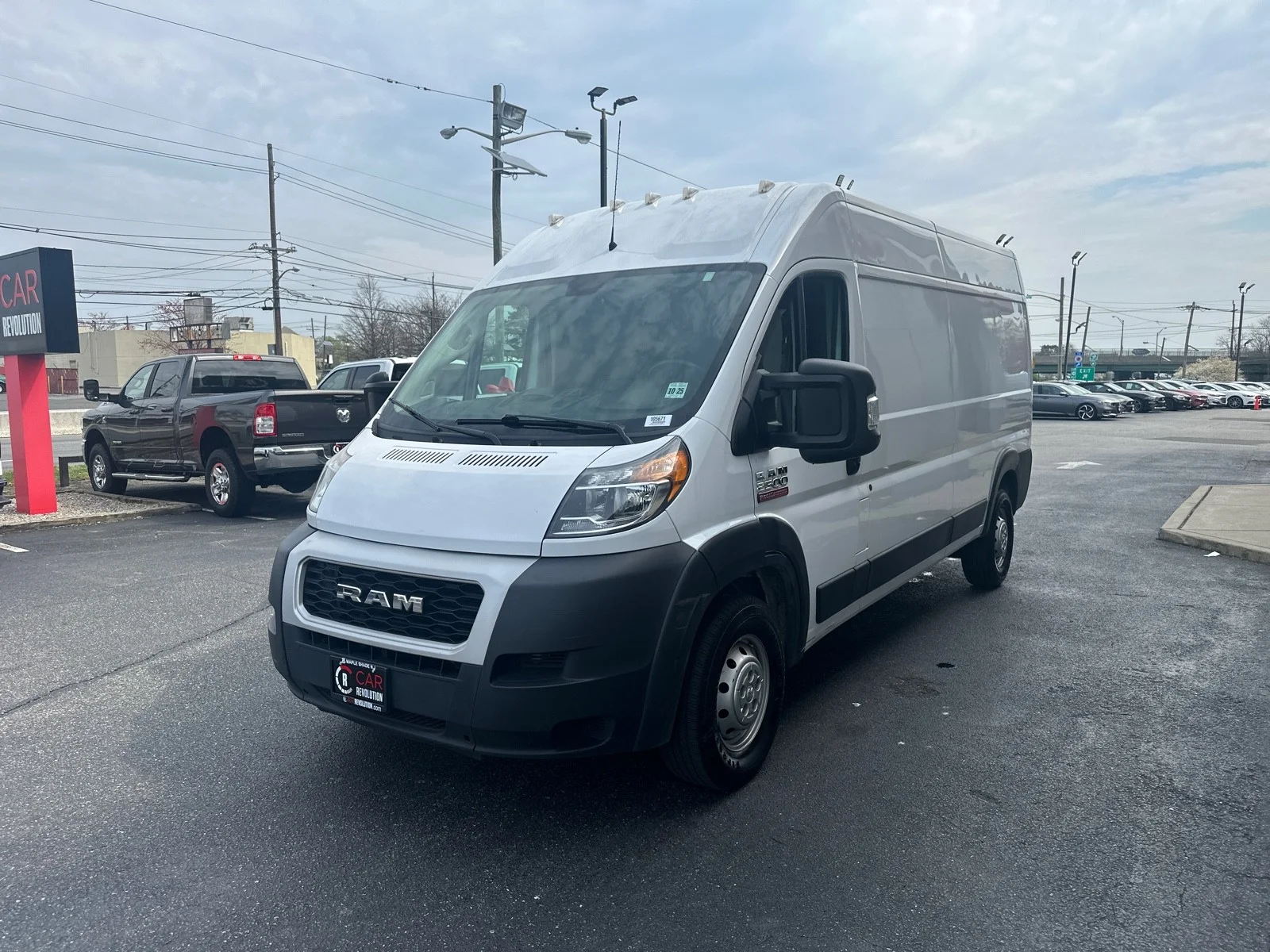 Used 2021 WHITE Ram  image 3