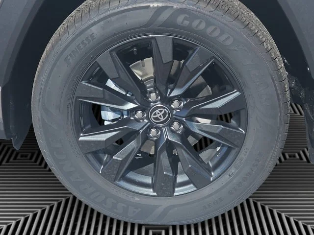 New 2026  Toyota XLE Premium image 12